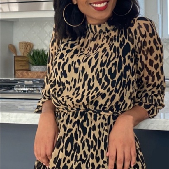 Banana Republic Sheer Leopard Midi Dress - Picture 3 of 5